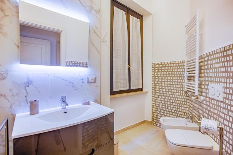 Villino Mari Camere Con Parcheggio Privato Gratuito Ascoli Piceno Eksteriør billede
