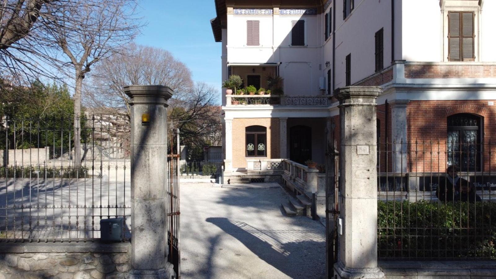 Villino Mari Camere Con Parcheggio Privato Gratuito Ascoli Piceno Eksteriør billede