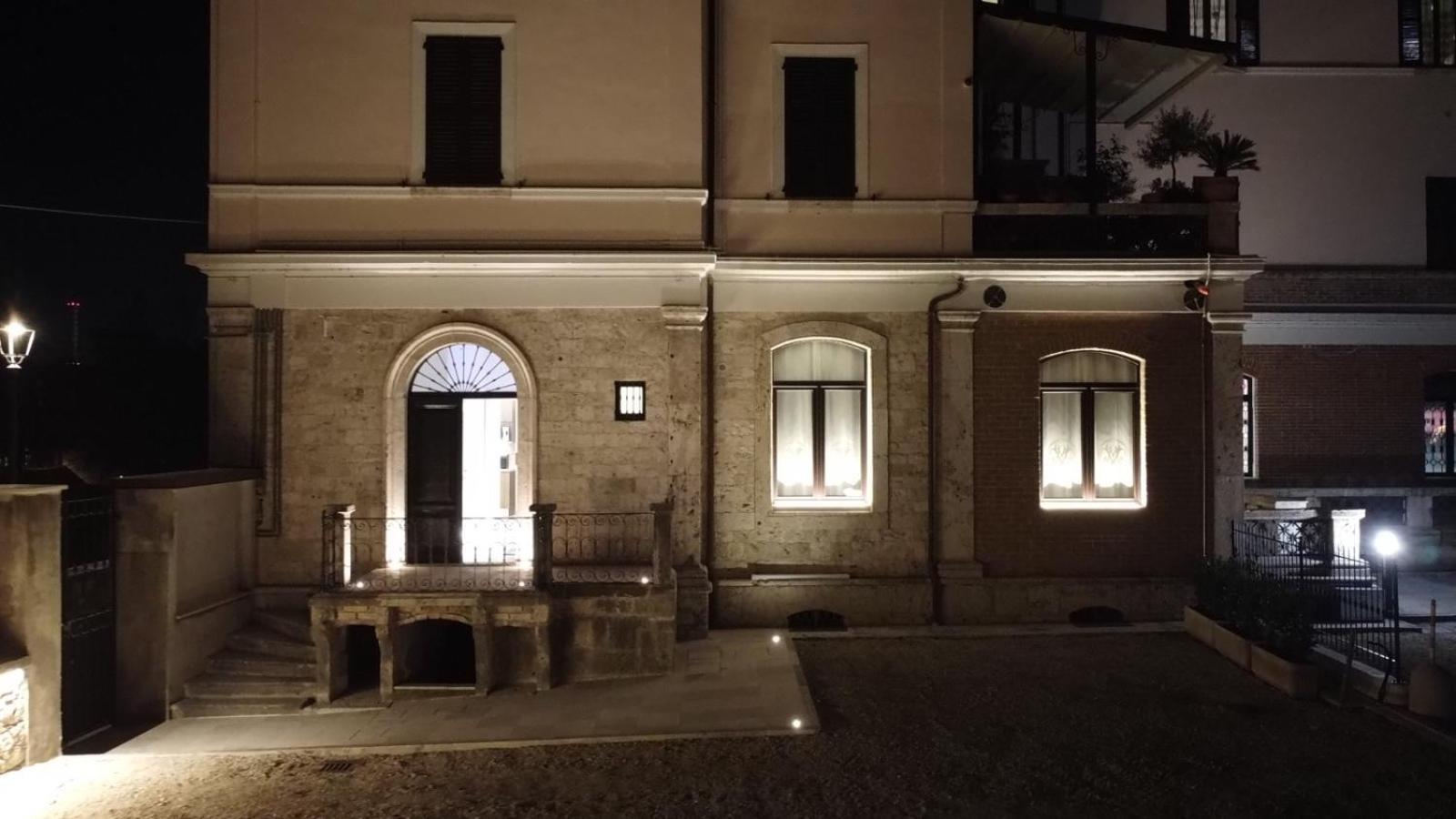 Villino Mari Camere Con Parcheggio Privato Gratuito Ascoli Piceno Eksteriør billede